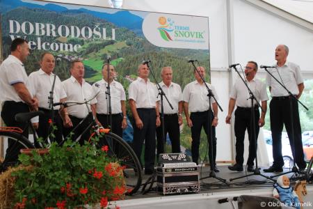 Uspešno izvedena XVII. etnološka prireditev z naslovom Vrti, vrti se kolo… (47)
